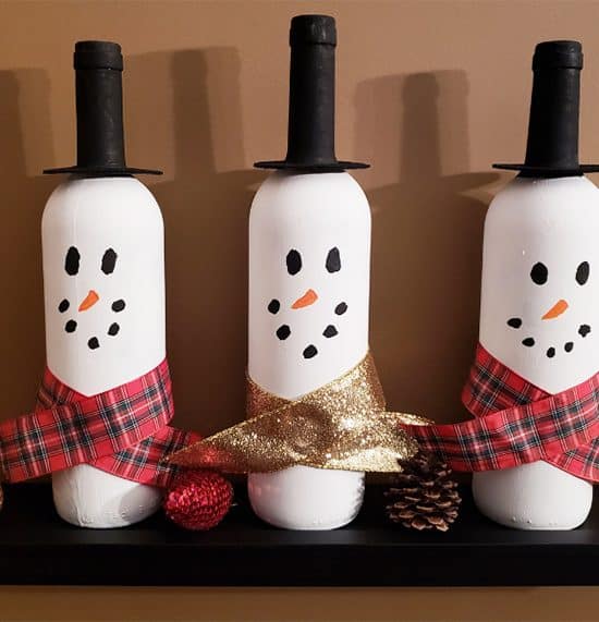 35 Easy DIY Wine Bottle Crafts and Upcycling Ideas