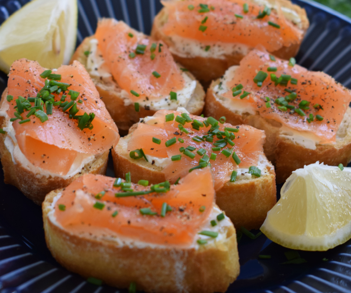 Smoked Salmon & Cream Cheese