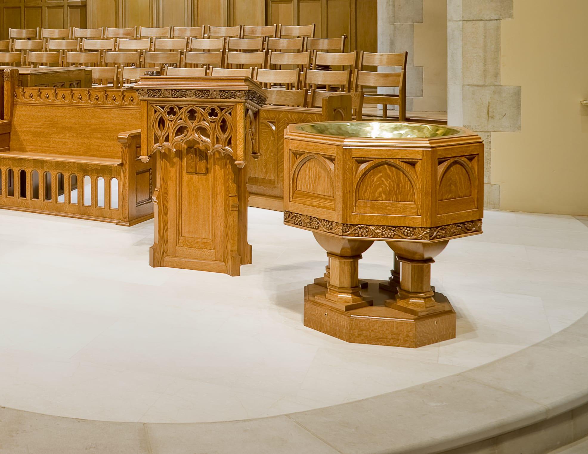 Baptismal_Font