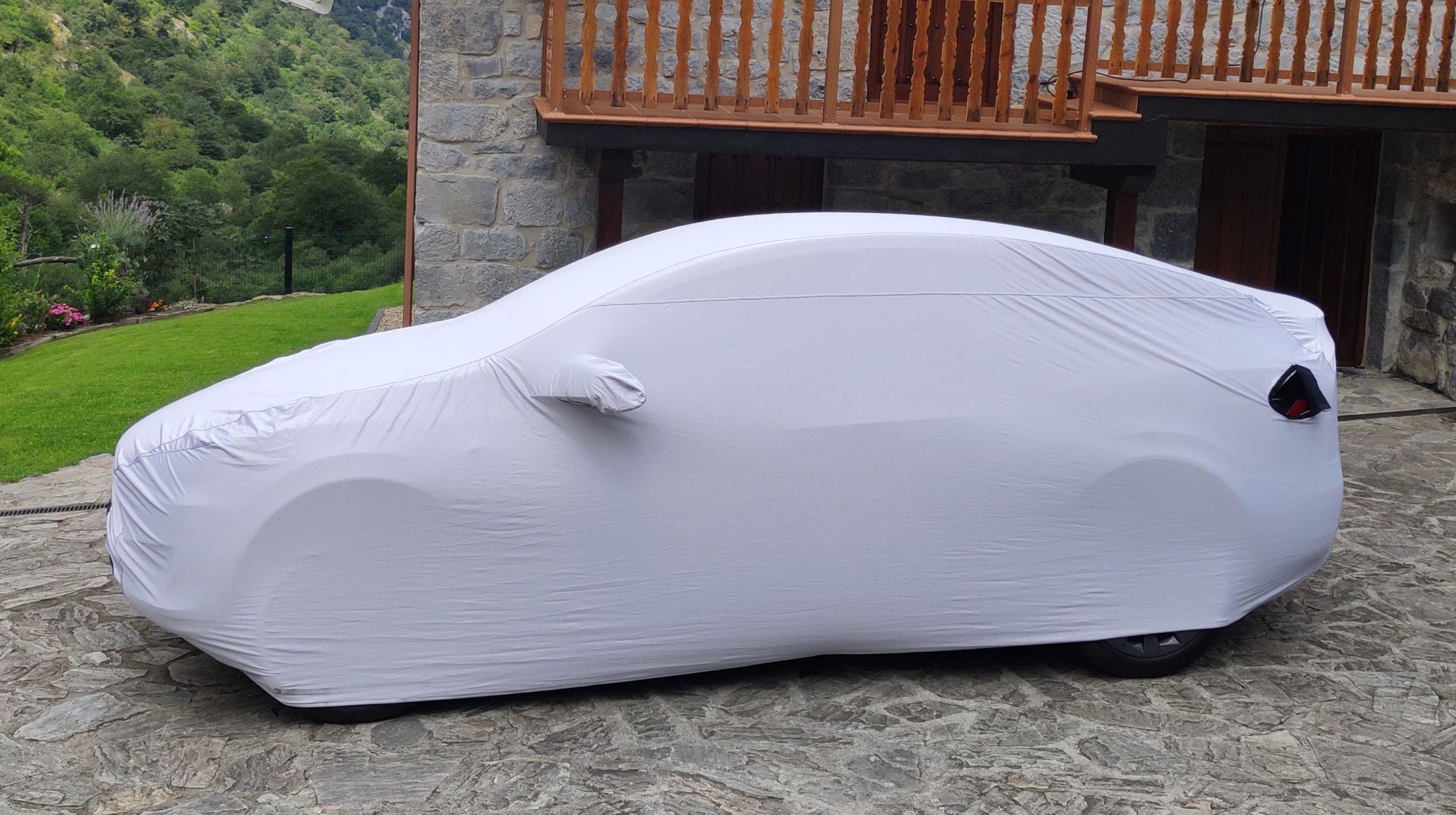 The Ultimate Guide to Car Covers and Motorcycle Covers